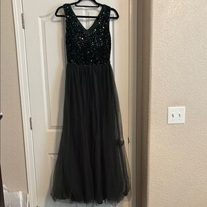 Elegant Dark Green Sequin Gown